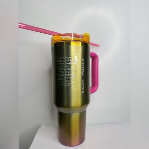 STARBUCK X STANLEY Limited edition Summer 2024 - 40 oz Tumbler Purple Go… - Picture 3 of 12